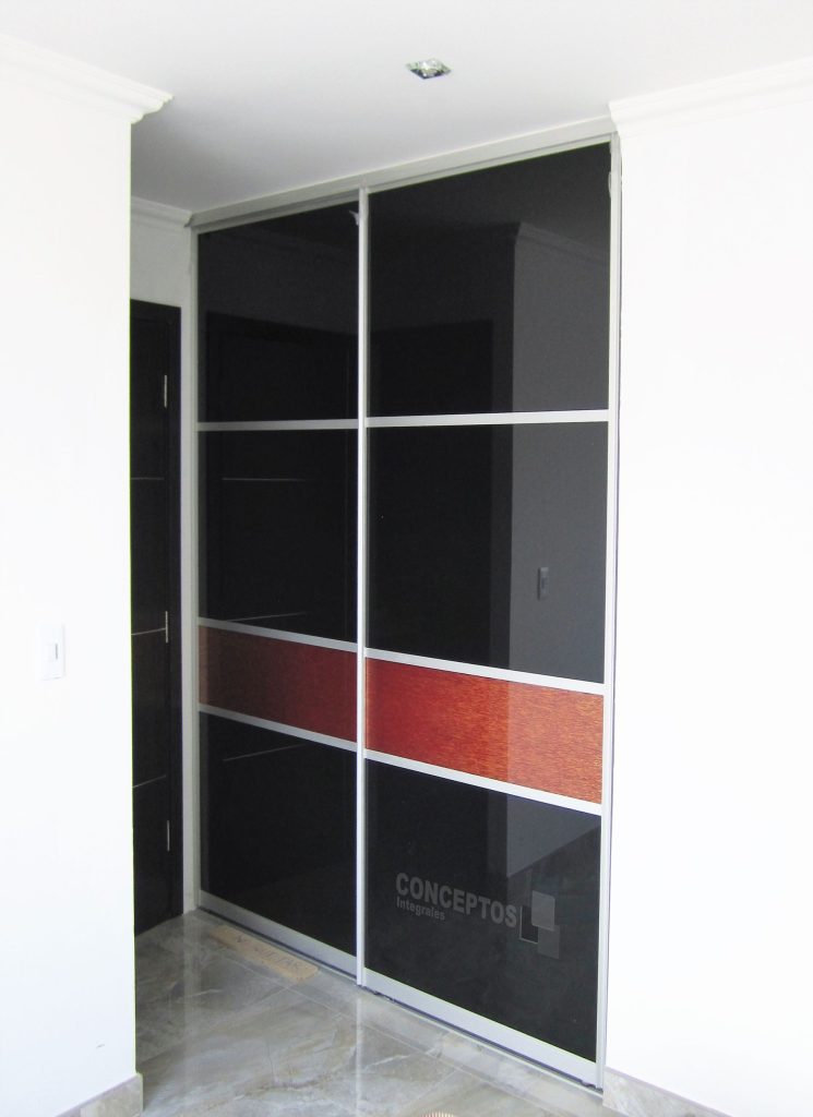 MOBILIARIO CLOSETS