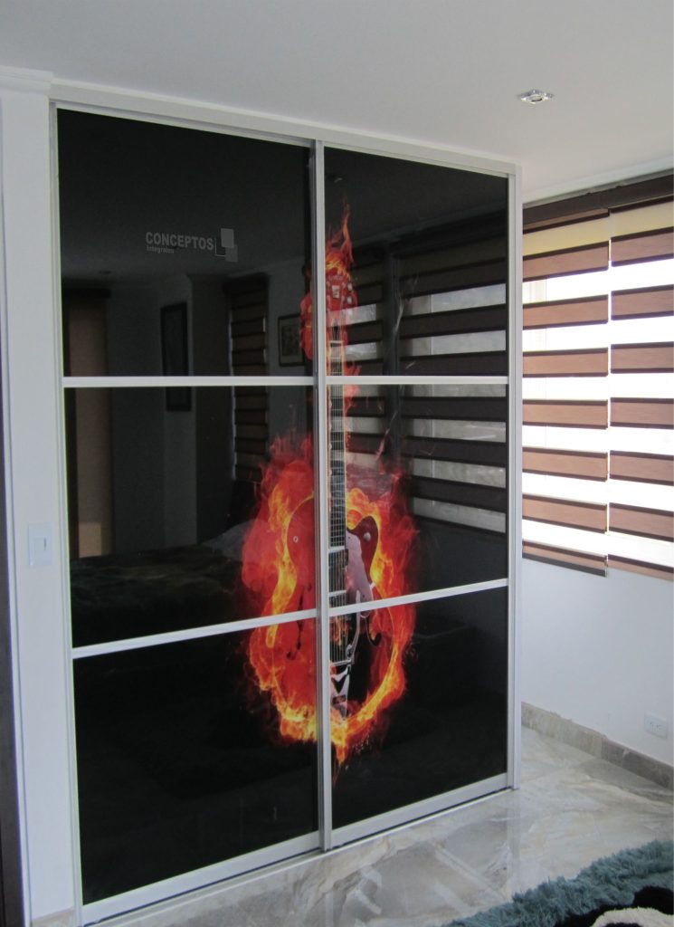 MOBILIARIO CLOSETS