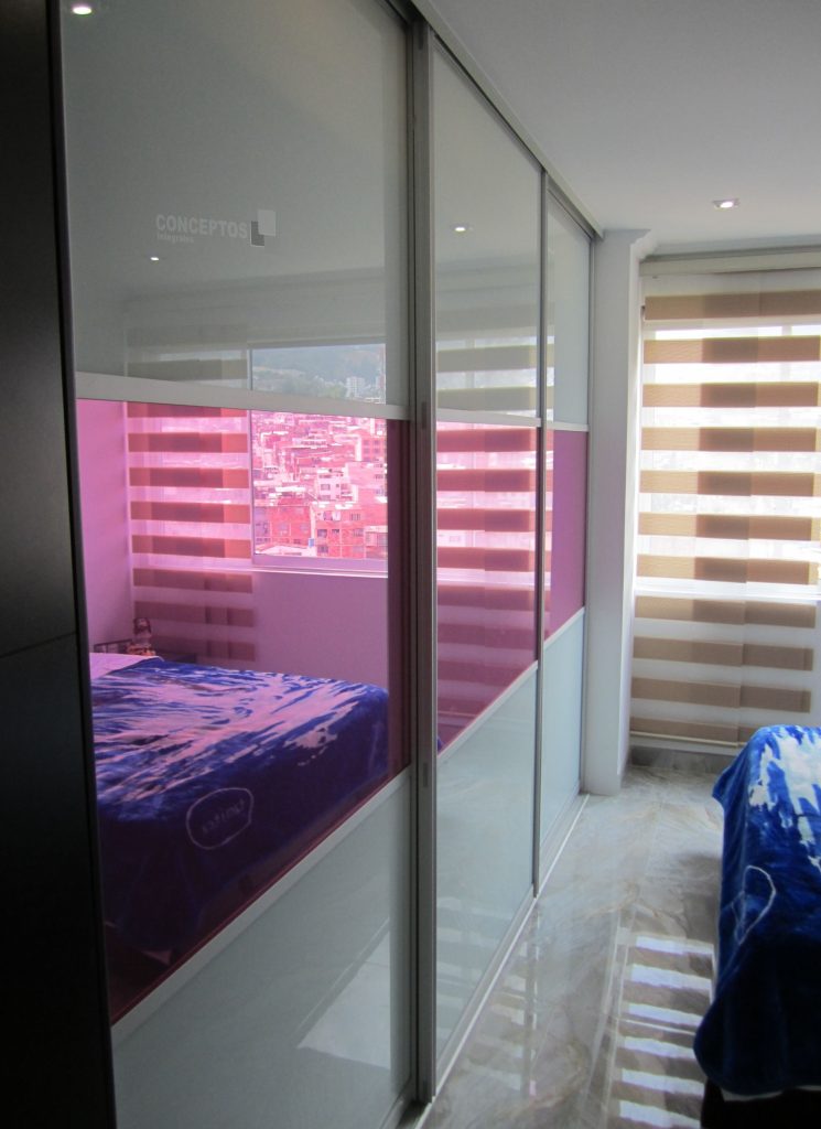 MOBILIARIO CLOSETS